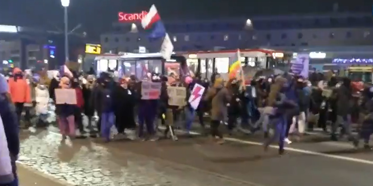 propolski.pl: Strajk Kobiet się wypalił? Frekwencja w Gdańsku absurdalnie niska [WIDEO]