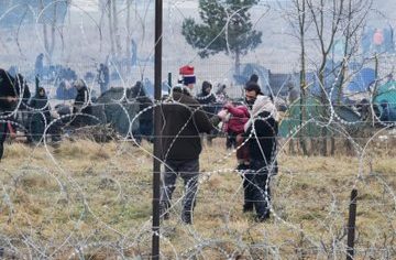 propolski.pl: Migranci błagają o pomoc na granicy. Ekspert bezlitosny