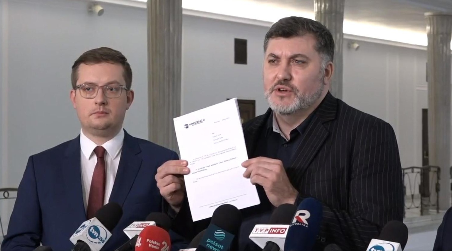 propolski.pl: Konfederacja chce odwołania ministra zdrowia