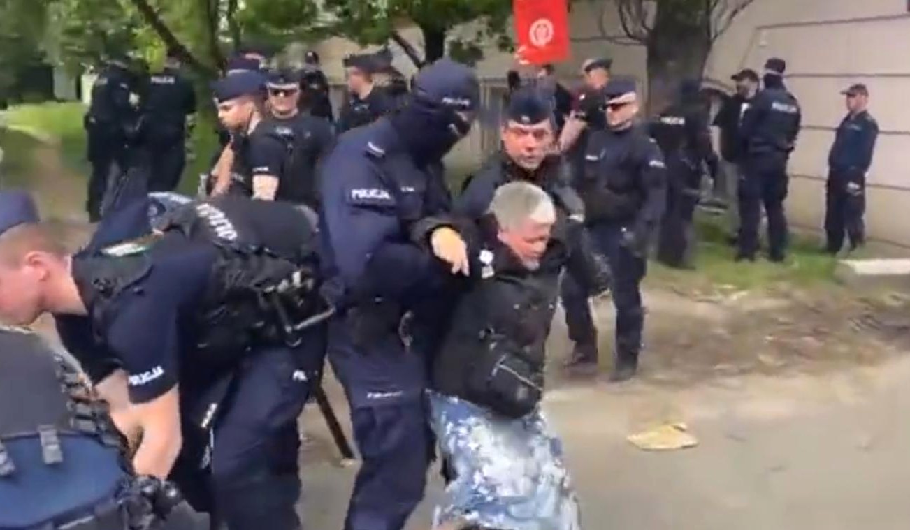 propolski.pl: Babcia Kasia obraziła policjantów