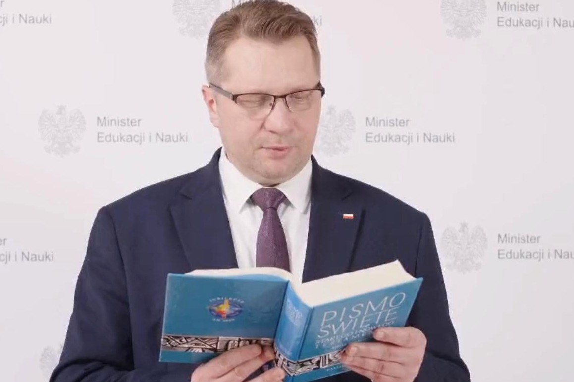 propolski.pl: Minister Czarnek o czytaniu Biblii