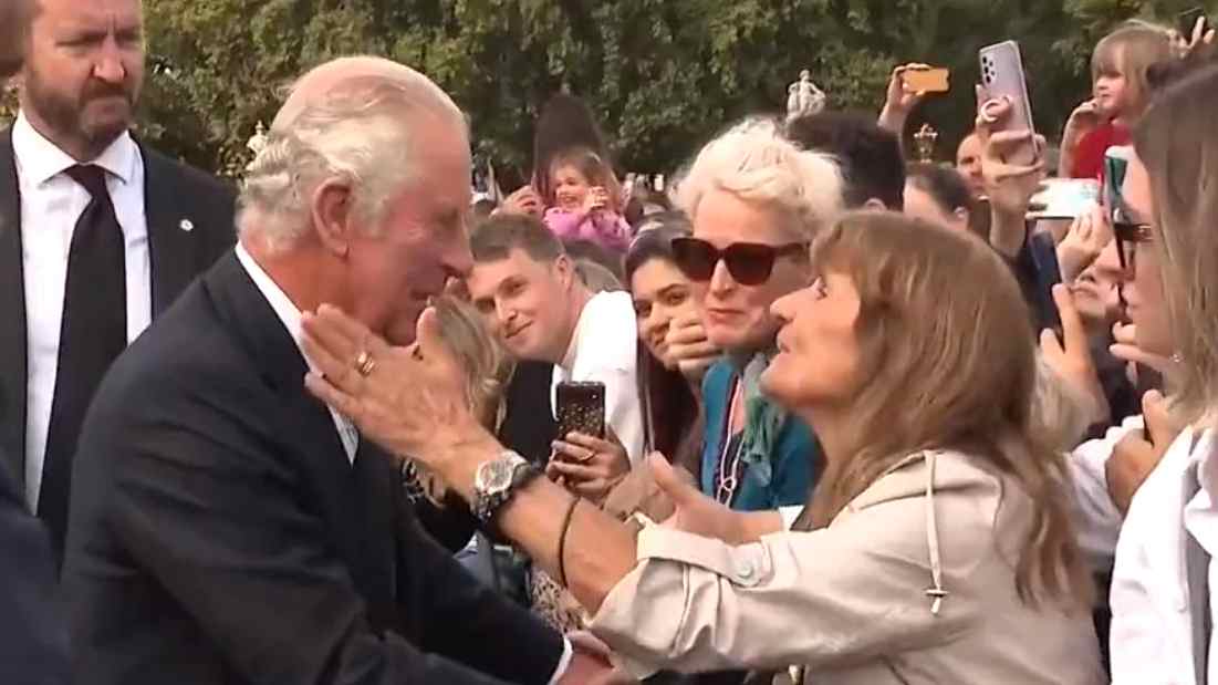propolski.pl: To ona pocałowała króla Karola