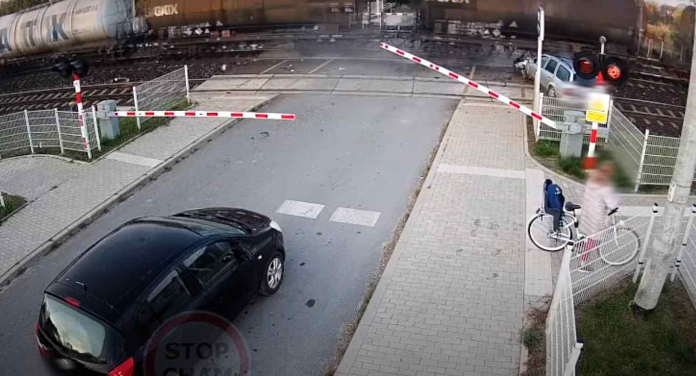 propolski.pl: Groźny wypadek. Wjechał na tory