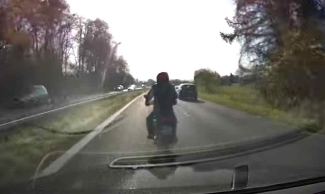 propolski.pl: Naganne zachowanie motocyklisty